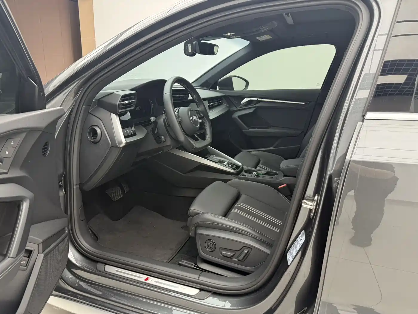 Audi A3 2023 Facelift A3L Limousine 35 TFSI Fashion Sport фото 8