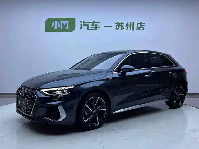 Audi A3 Sportback 35 TFSI, Стиль Спорт