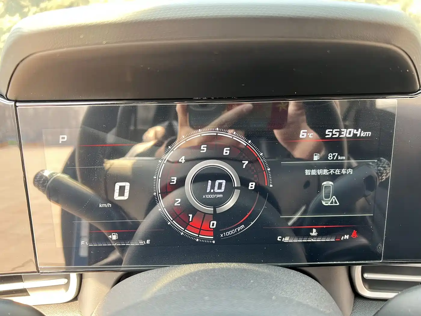 Hyundai Elantra 2022 1.5L CVT LUX Premium Edition фото 19