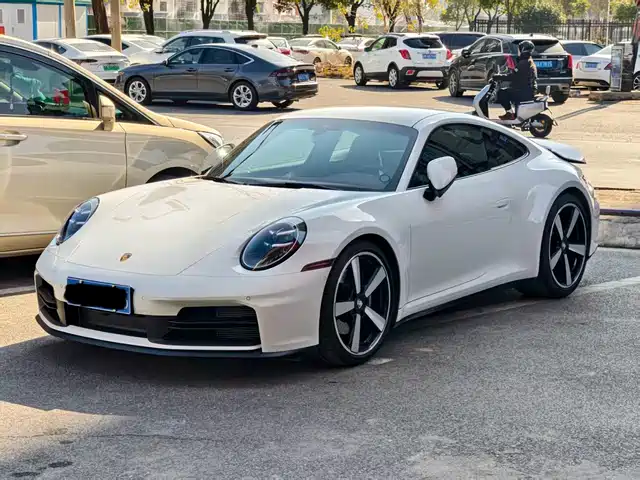 Porsche 911 Carrera 3.0T