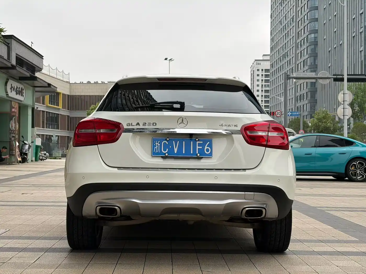 Mercedes-Benz GLA (Import) 2015 GLA 200 фото 8