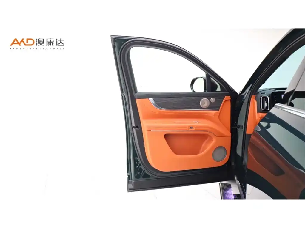 AITO Wenjie AITO M9 2024 Extended Range Ultra 42kWh 6-Seater фото 11