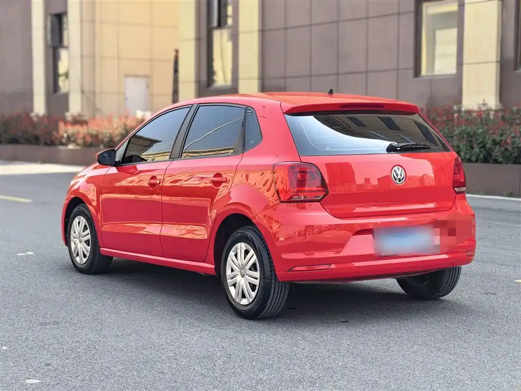 Volkswagen Polo 2018 1.5L Auto Safe Drive фото 25