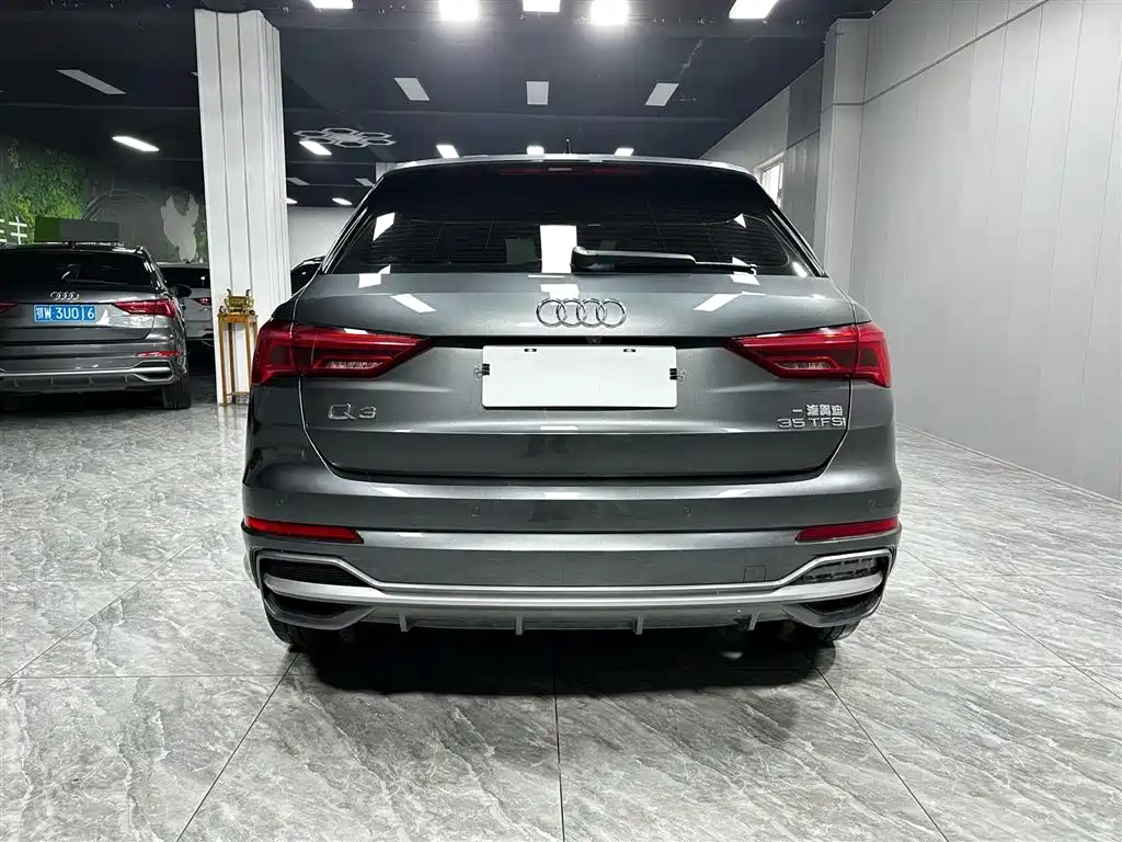 Audi Q3 2022 35 TFSI Fashion Dynamic фото 14