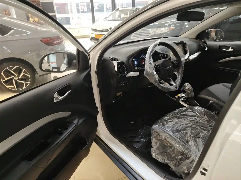 Kia KX1 2021 1.4L CVT Sunroof Version фото 16