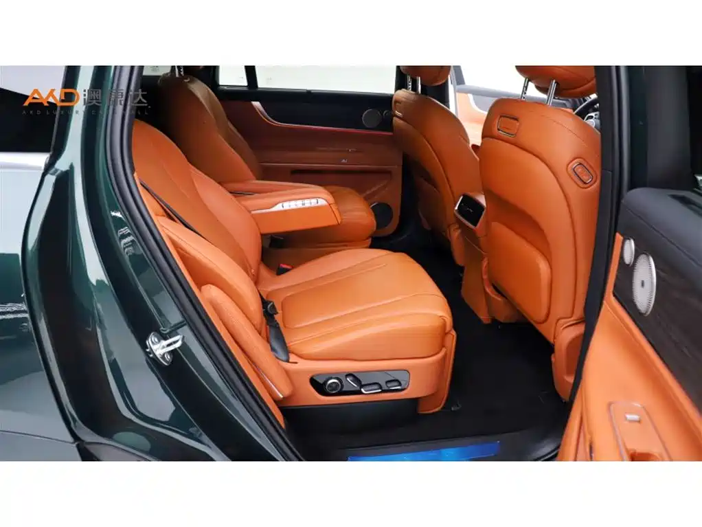 AITO Wenjie AITO M9 2024 Extended Range Ultra 42kWh 6-Seater фото 8