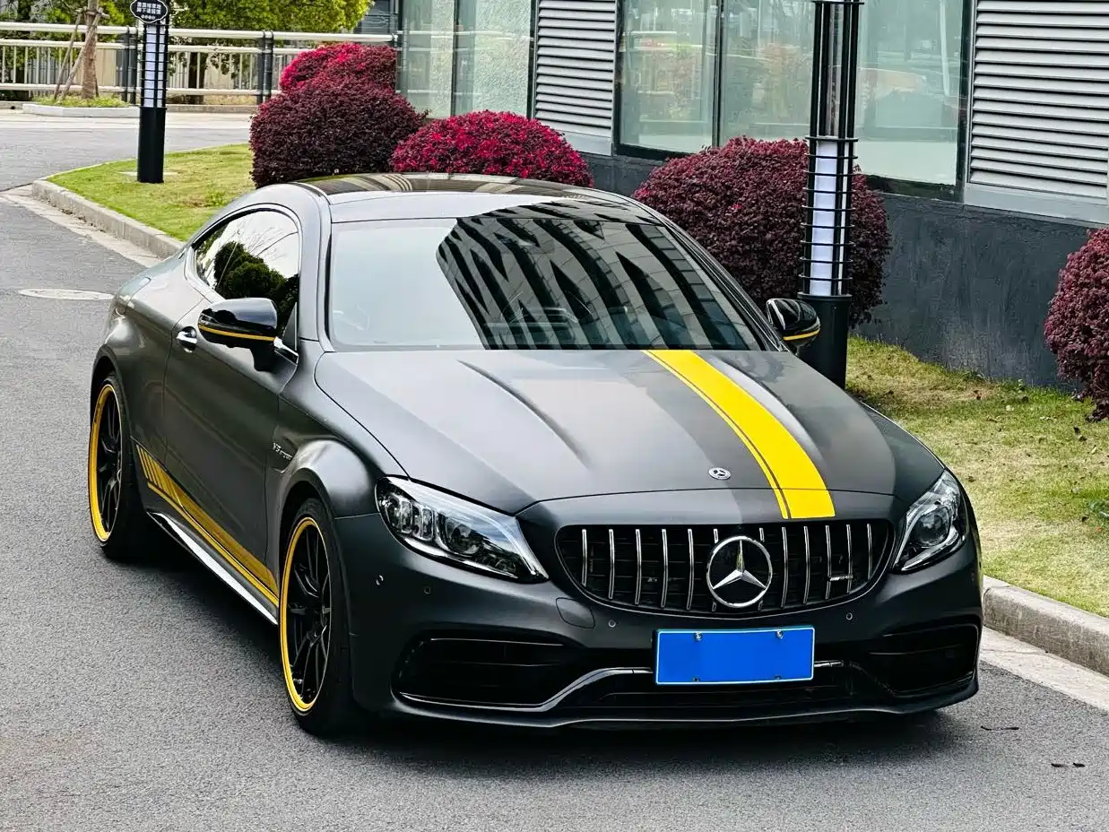 Mercedes-Benz C-Class AMG 2021 AMG C 63 Coupe Night Special Edition фото 3