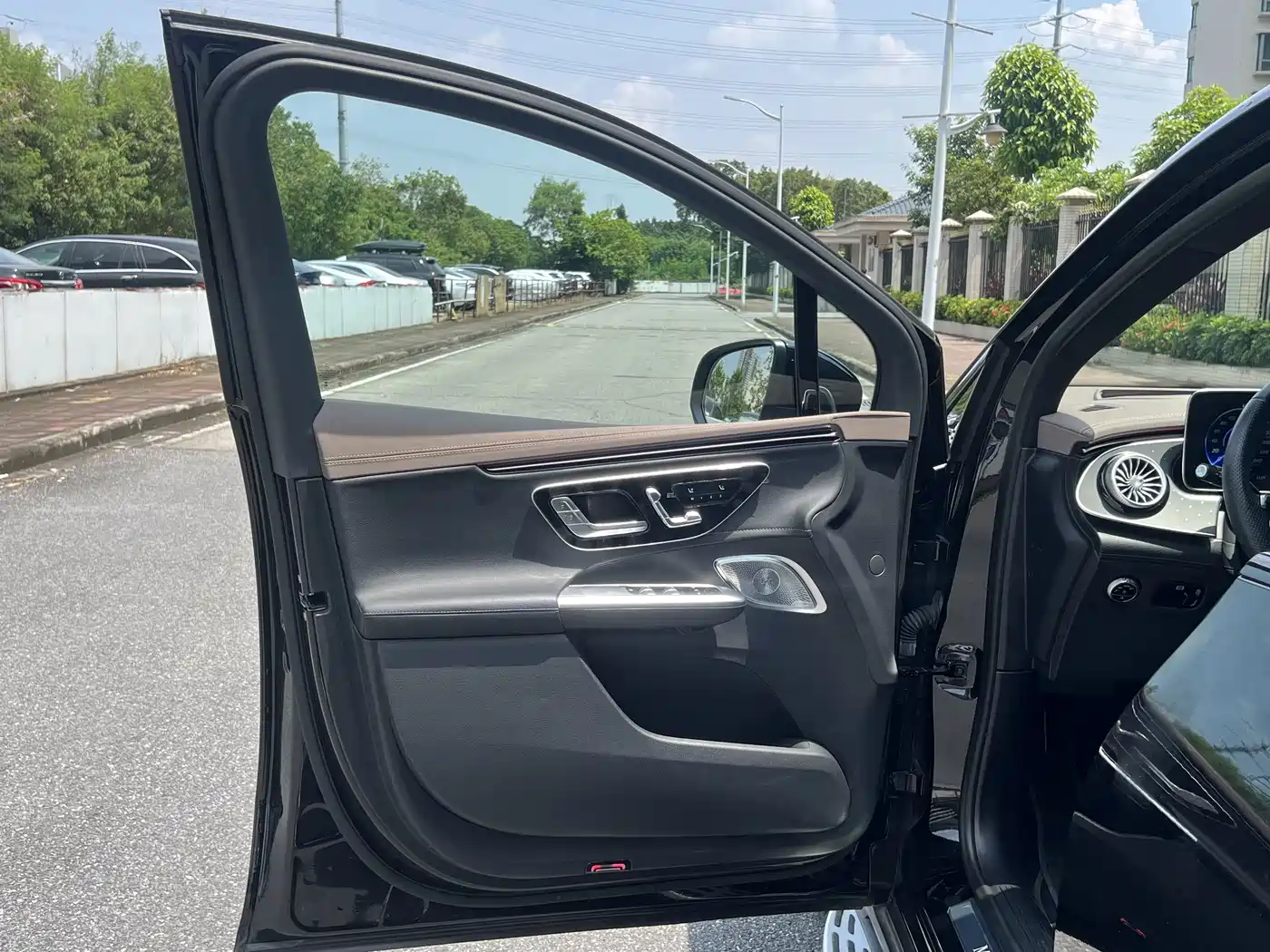 Mercedes-Benz EQE SUV 2025 2023 500 4MATIC Special Edition