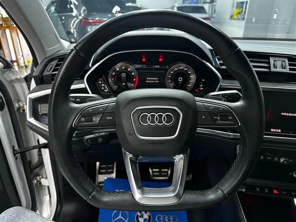 Audi Q3 2022 35 TFSI Fashion Dynamic фото 13
