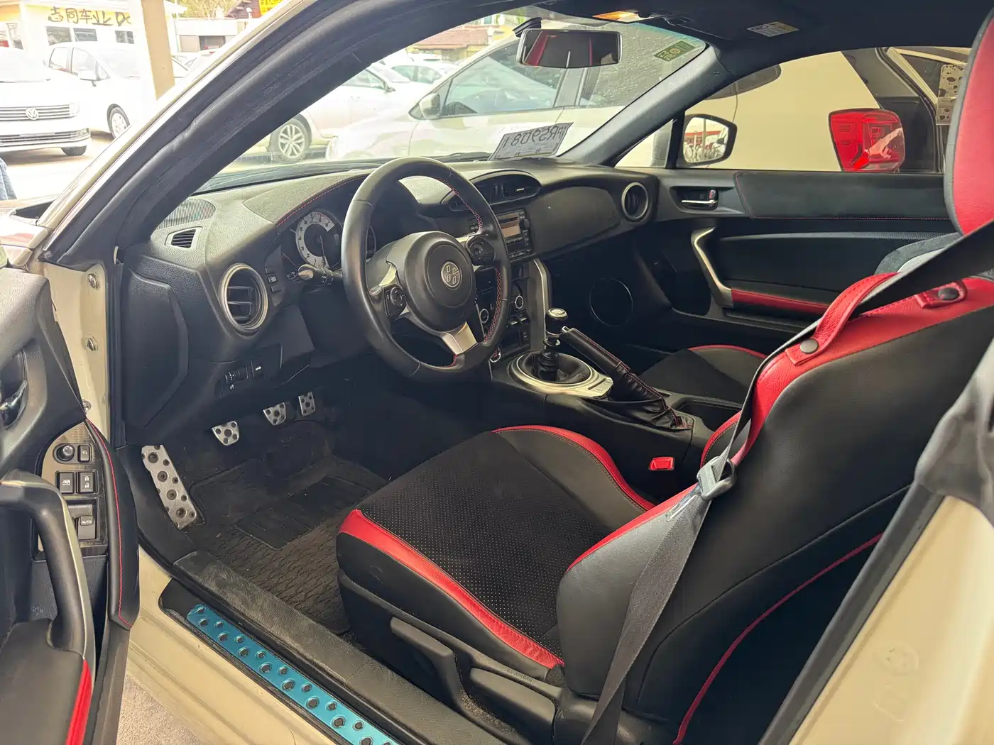Toyota 86 2019 2.0L Manual Luxury Edition фото 3