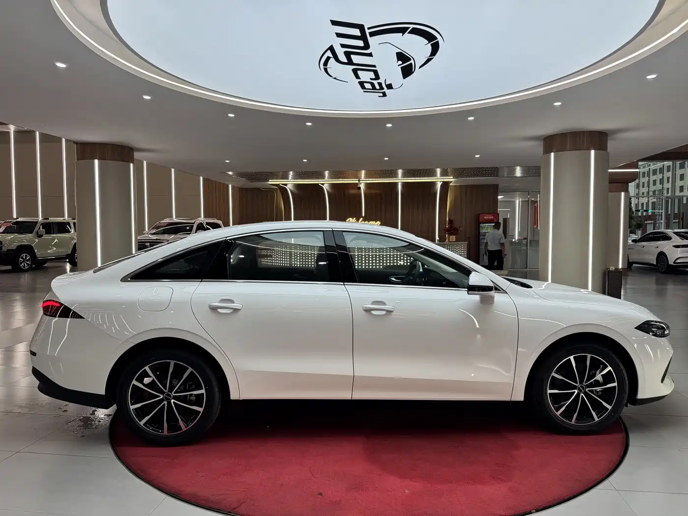 Roewe D7 2026 2023 DMH 125km Beyond Edition