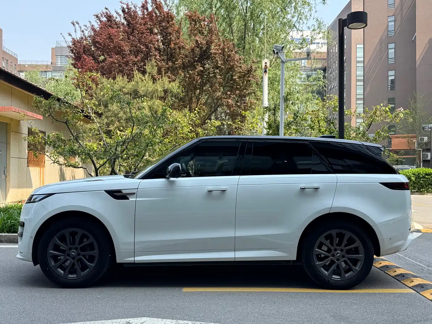 Land Rover Range Rover Sport 2023 400PS Dynamic SE фото 4