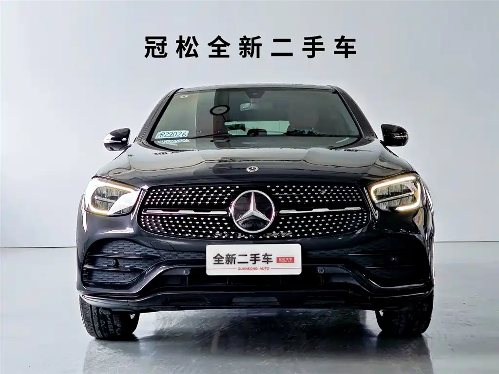 Mercedes-Benz GLC Coupe 2020 GLC 260 4MATIC Coupe SUV фото 2