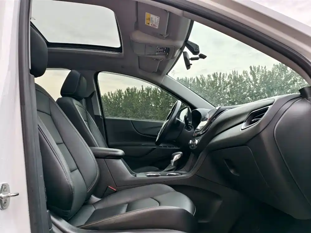CHEVROLET EXPLORER