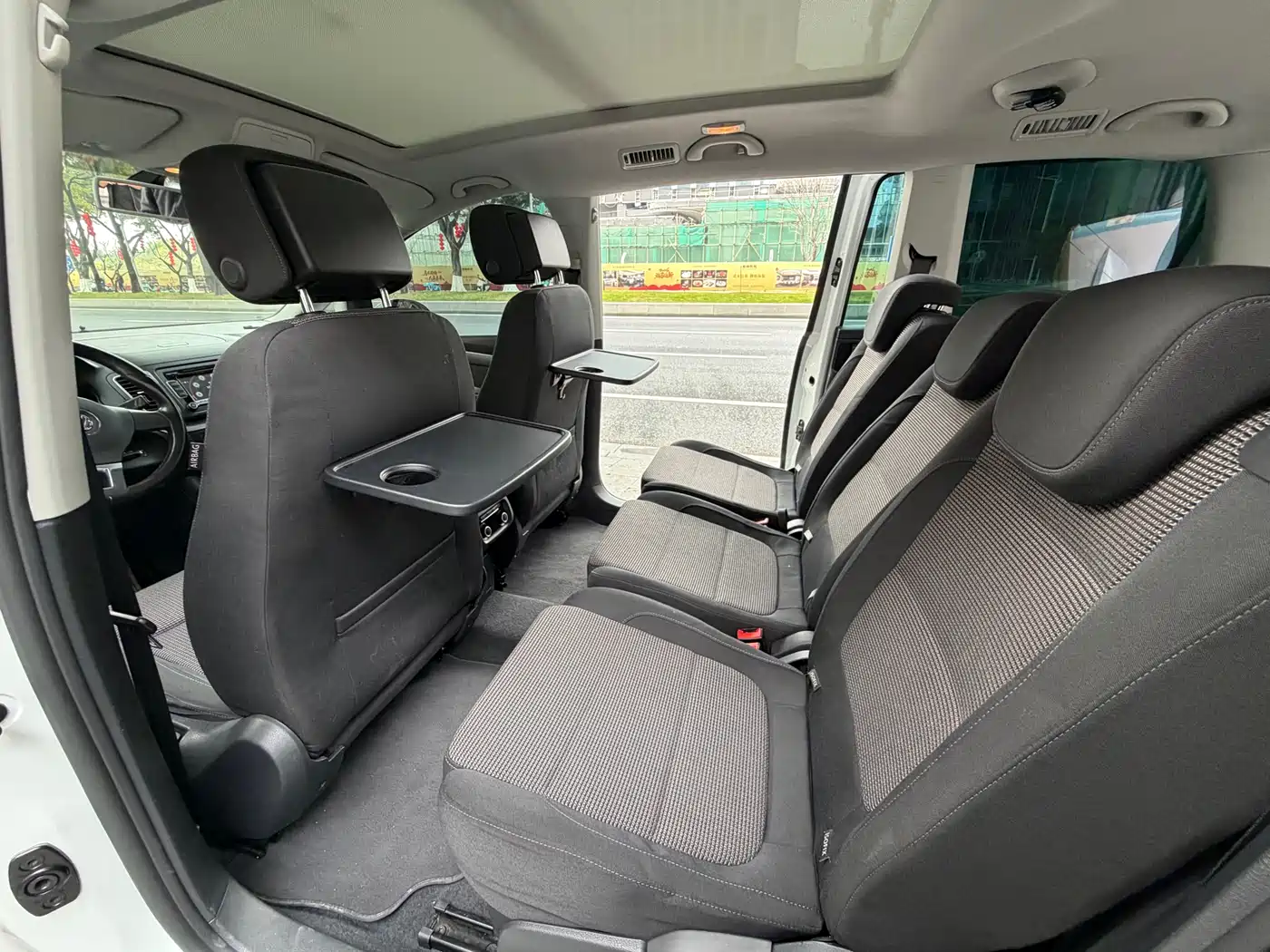 Volkswagen Sharan 2014 2.0TSI Standard фото 6