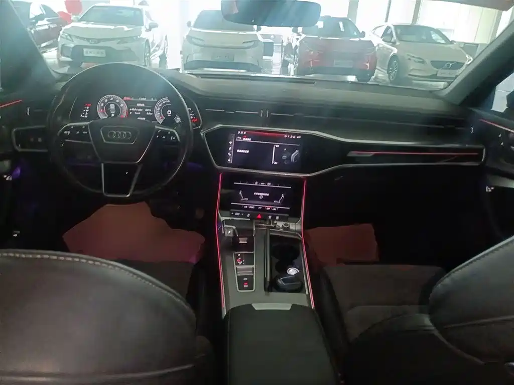 Audi A6L 2021 45 TFSI Exclusive Sport фото 6