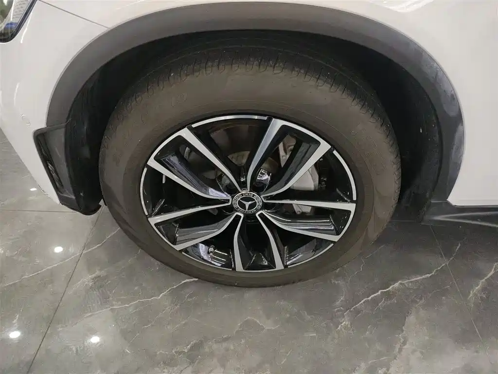 Mercedes-Benz GLC 2021 GLC 300 L 4MATIC Sporty фото 23