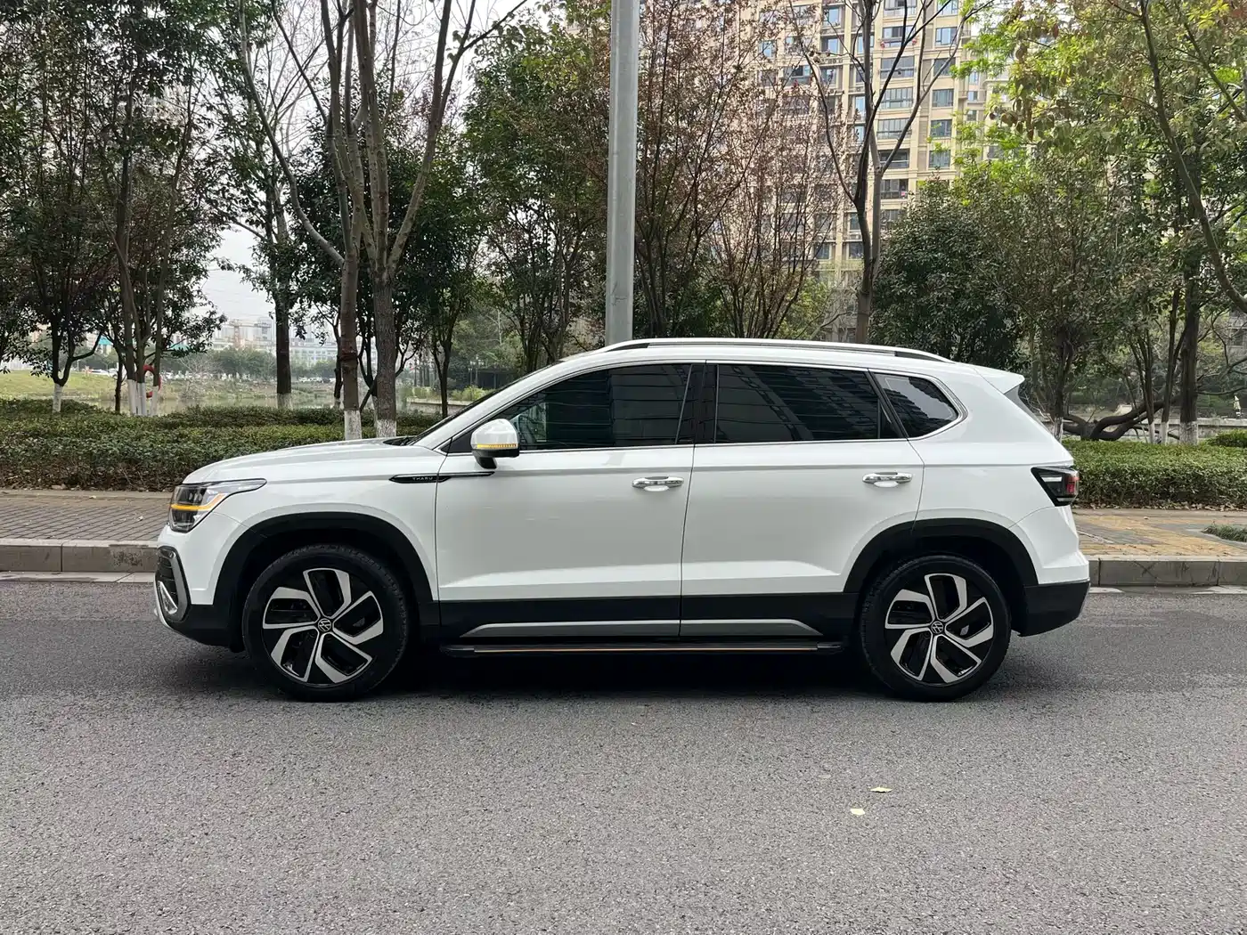 Volkswagen Tharu 2023 300TSI 2WD Full Moon Edition фото 4