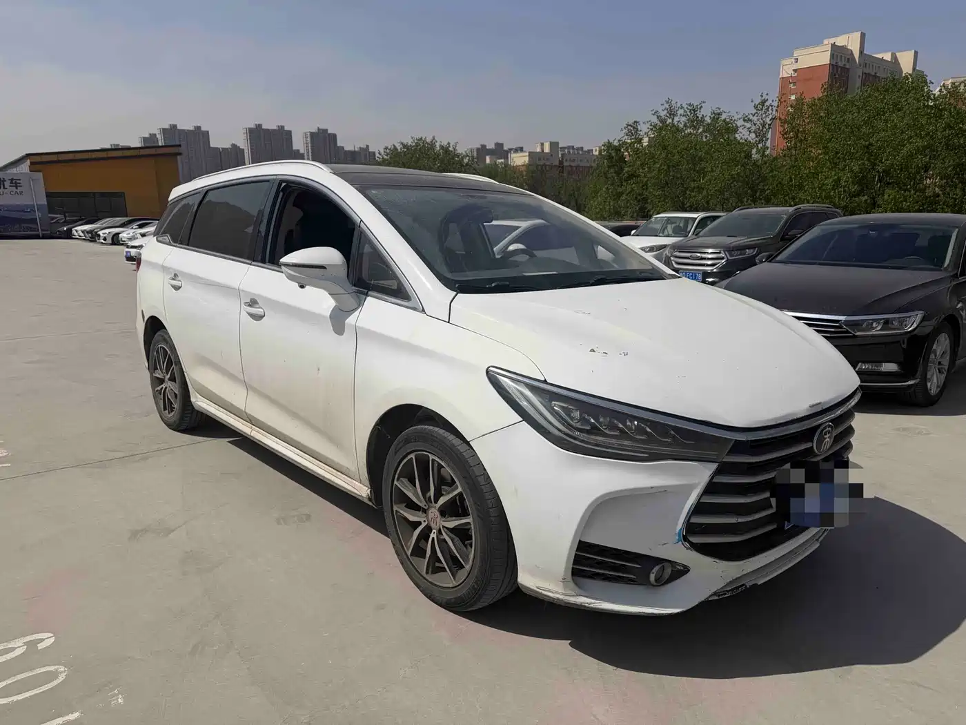 BYD Song MAX 2017 1.5T Auto Smart Elite 7-Seater фото 3