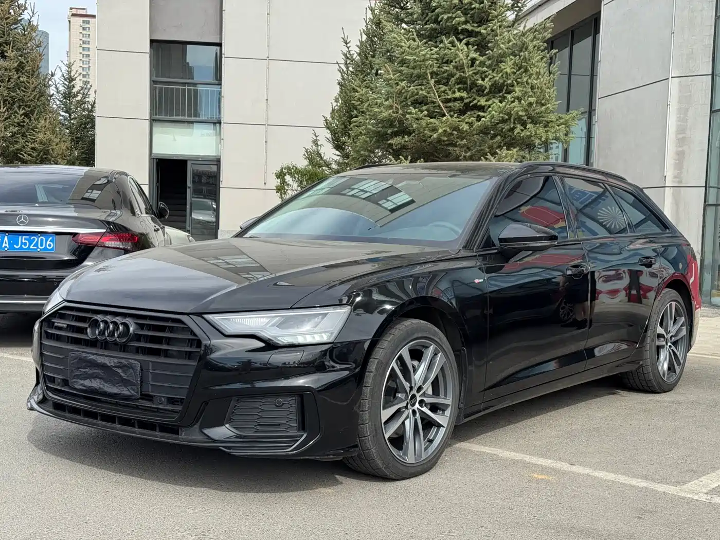 Audi A6 (Import) 2023 Avant Pioneer 45 TFSI Premium Dynamic