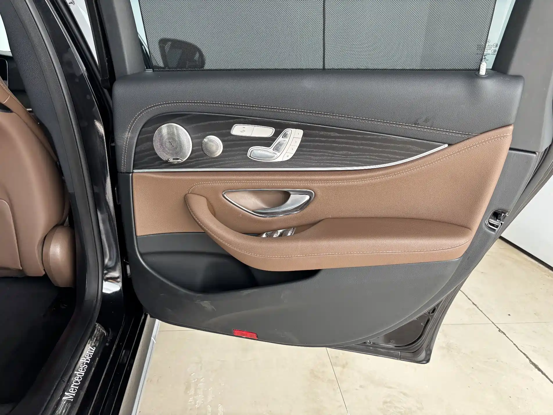 Фото 23 - Mercedes-Benz E-Class
