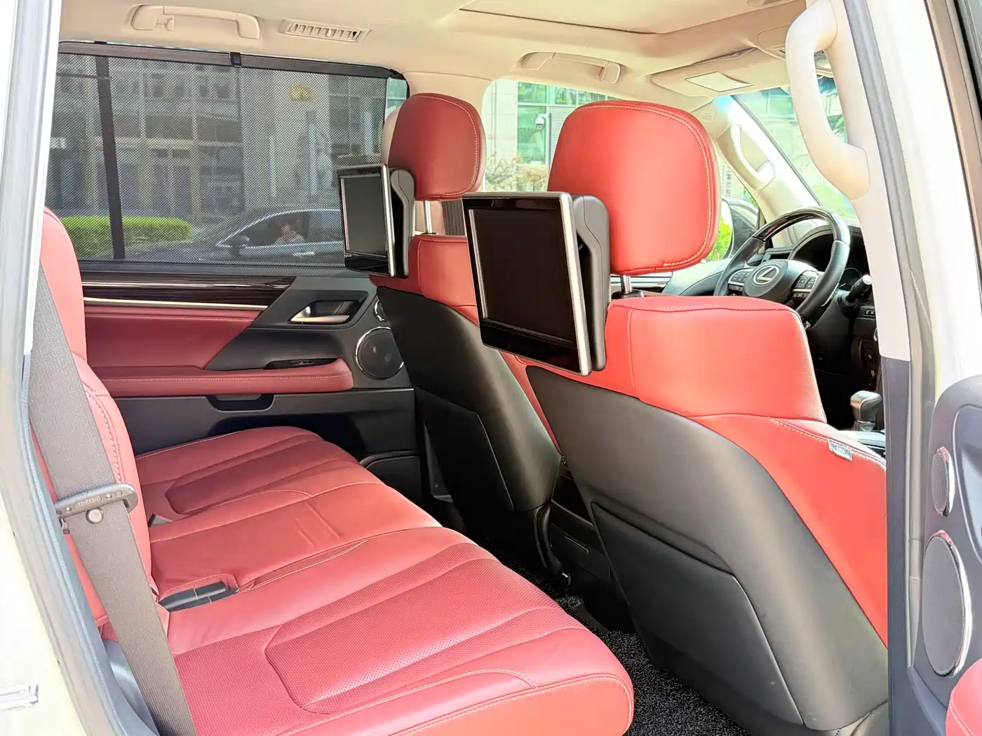 Lexus LX 2019 570 Prestige Luxury Edition фото 15