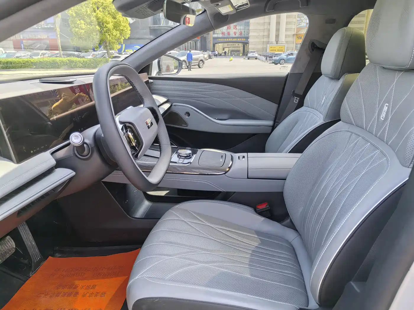 Geely Galaxy Galaxy E8 2025 700km Long Voyage Smart Drive Edition фото 10