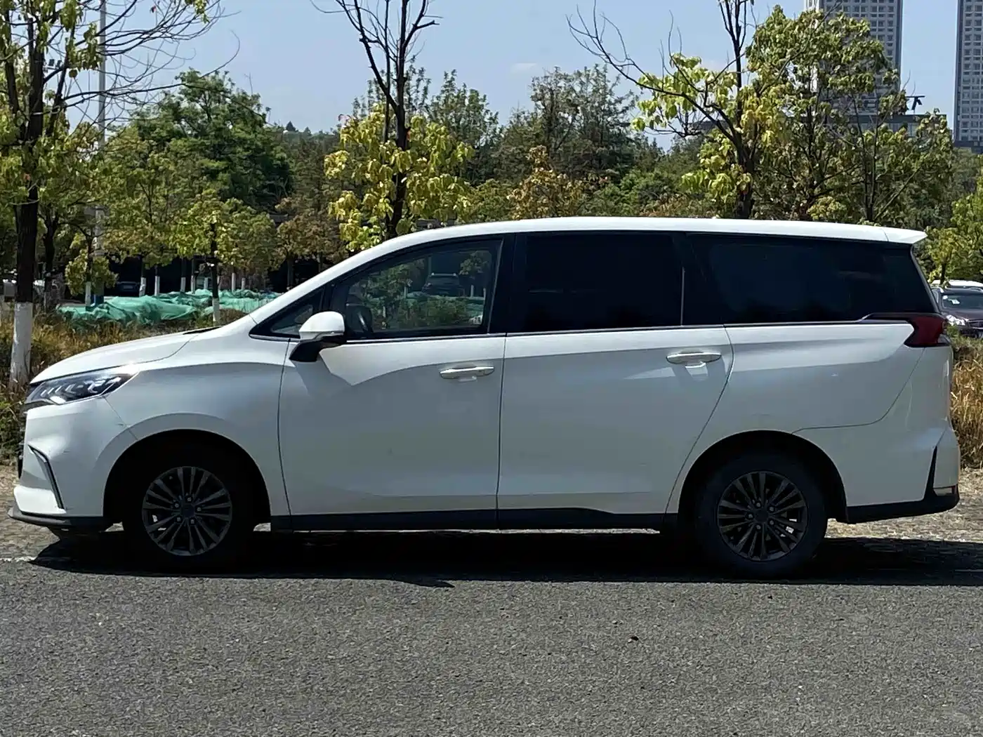 SAIC MAXUS CHASE G50