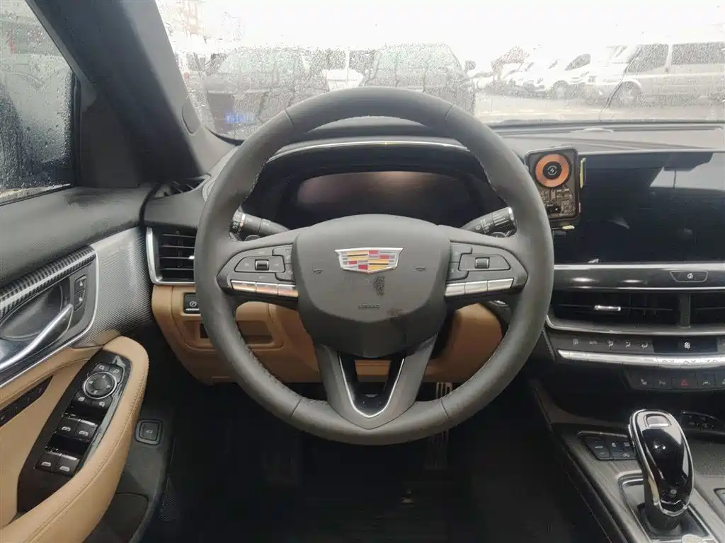 Cadillac CT5 2023 28T Prestige Style фото 7