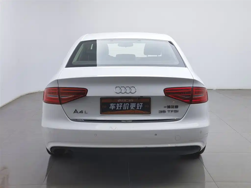 Audi A4L 2013 35 TFSI Automatic Standard фото 4