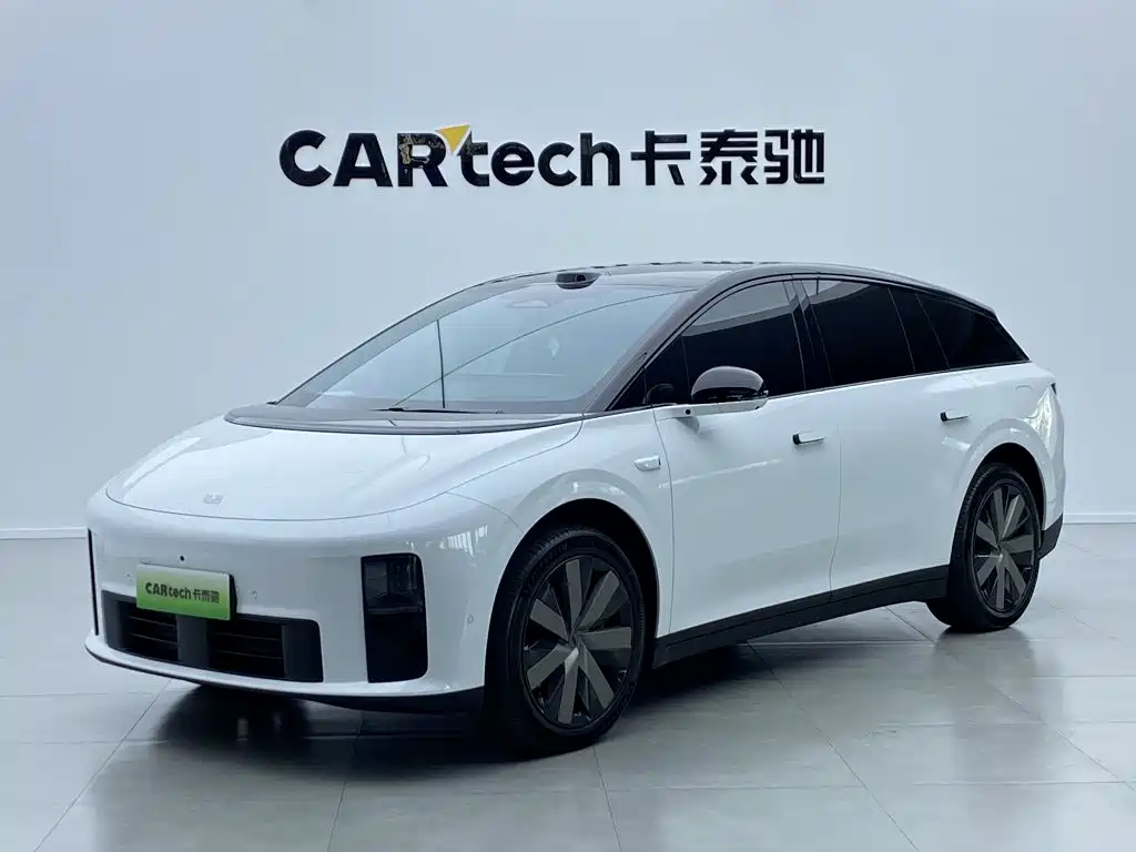 Li Auto i6 2026 2025 4WD Base Model