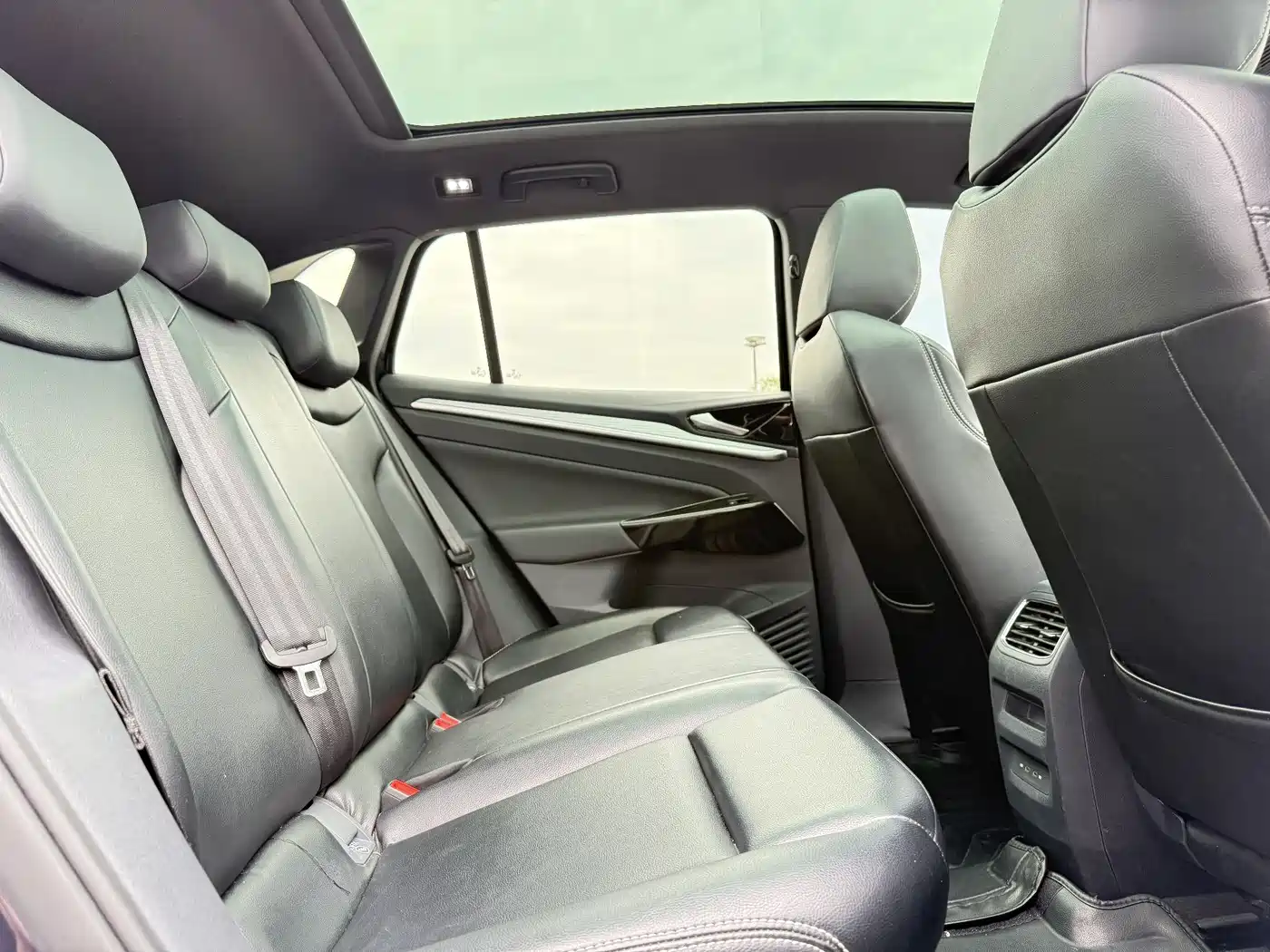 VOLKSWAGEN ID.4 CROZZ