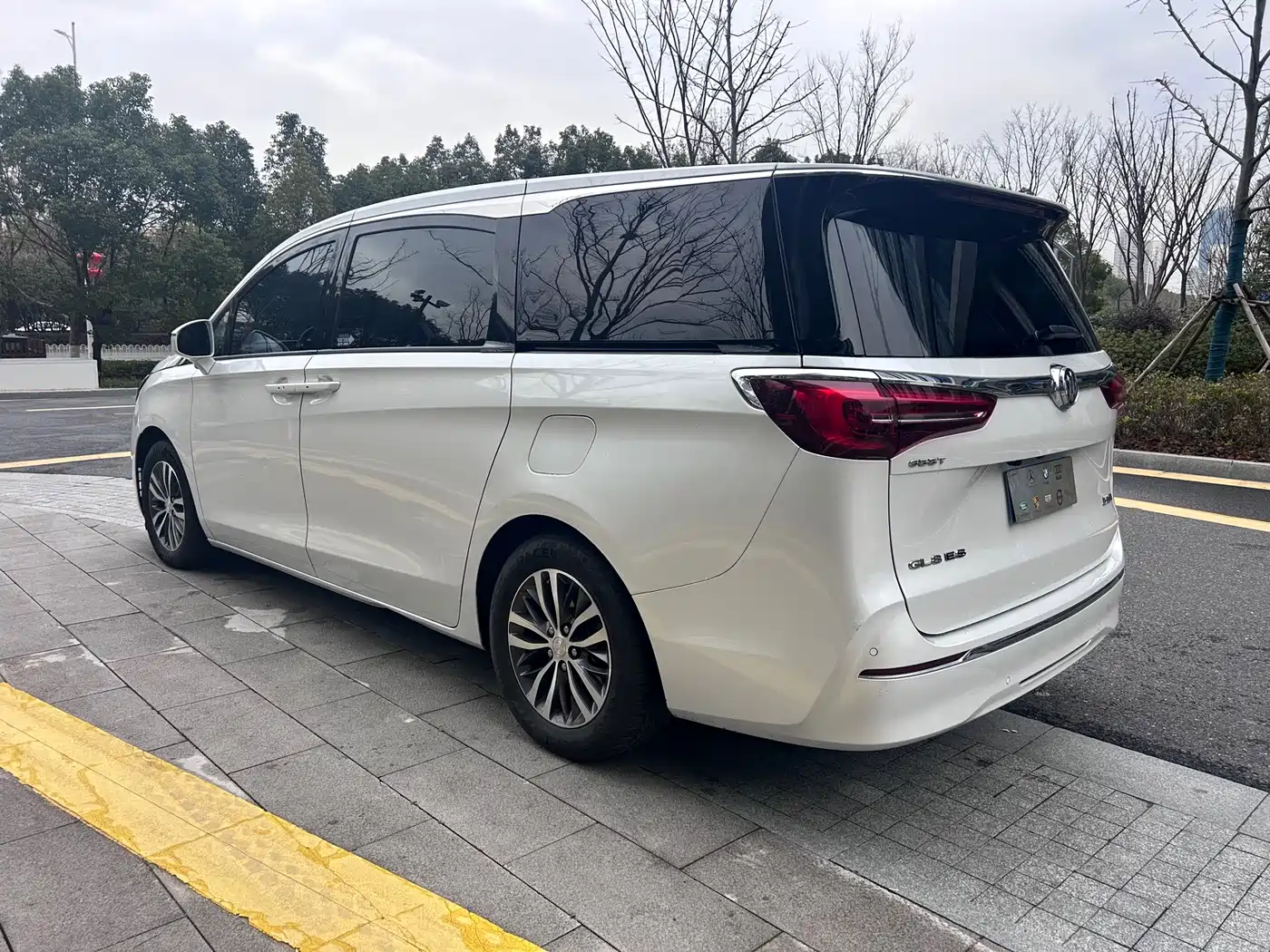 BUICK GL8