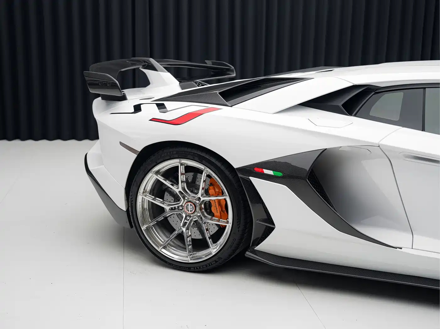 Lamborghini Aventador 2012 2011 LP 700-4