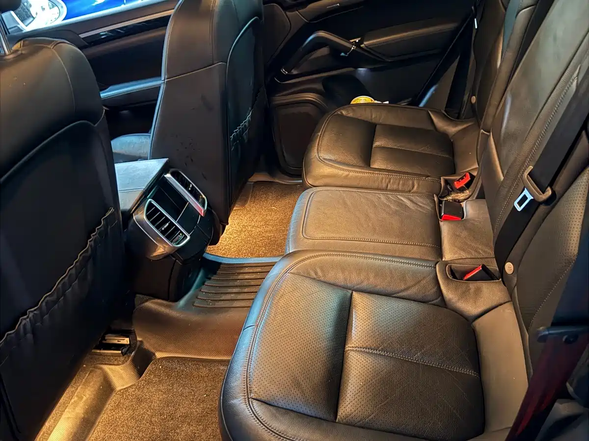Фото 6 - Porsche Cayenne