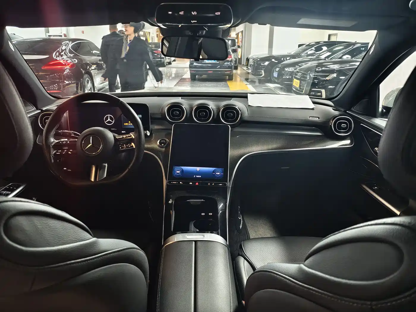 Mercedes-Benz C-Class 2023 Facelift C 260 L Sport Edition фото 4
