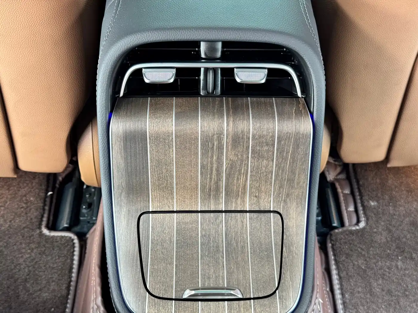 Mercedes-Benz E-Class 2025 E 300 L Fashion фото 9