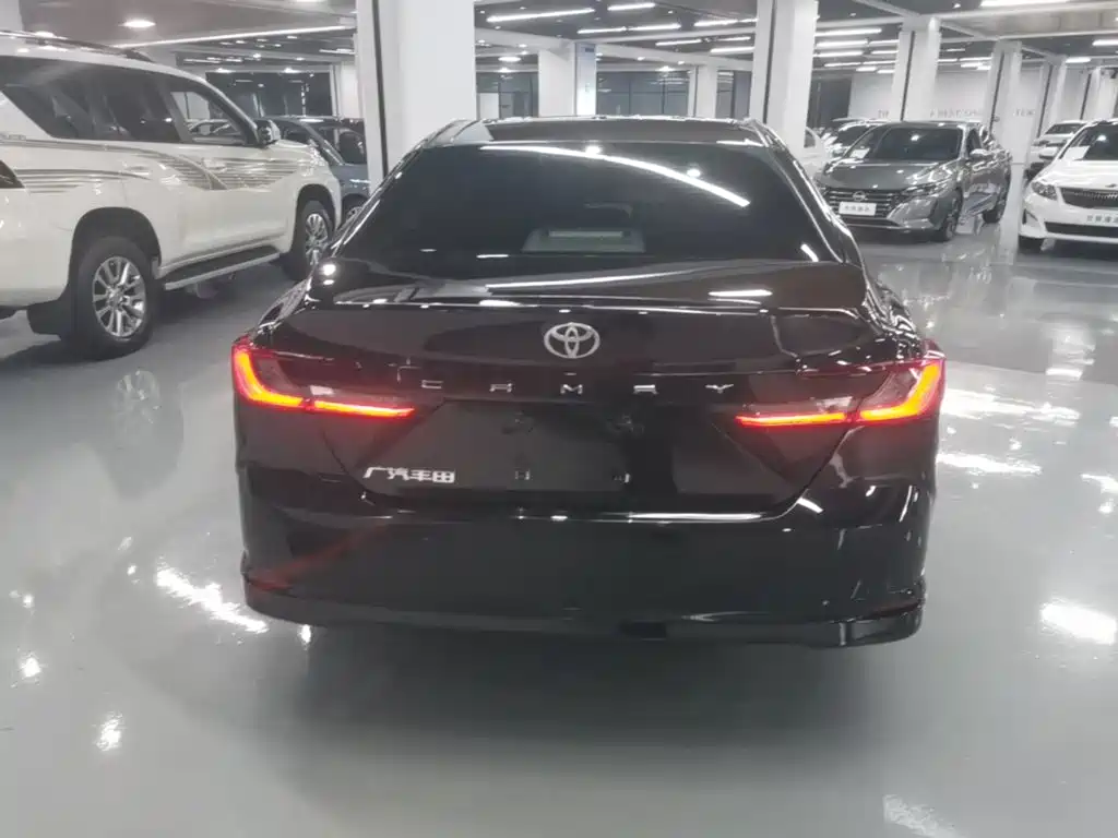 Toyota Camry 2025 2024 2.0GVP Luxury Edition