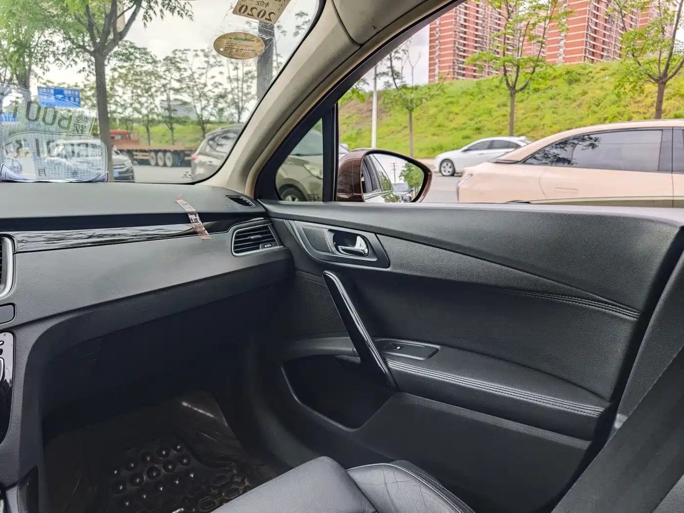Peugeot 508 2015 1.6THP Auto Excellence Edition фото 12
