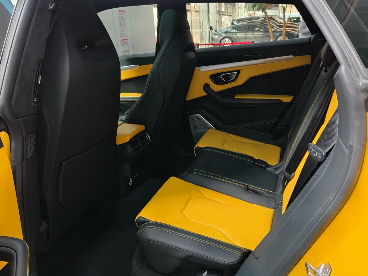 Lamborghini Urus 2021 4.0T V8 фото 14