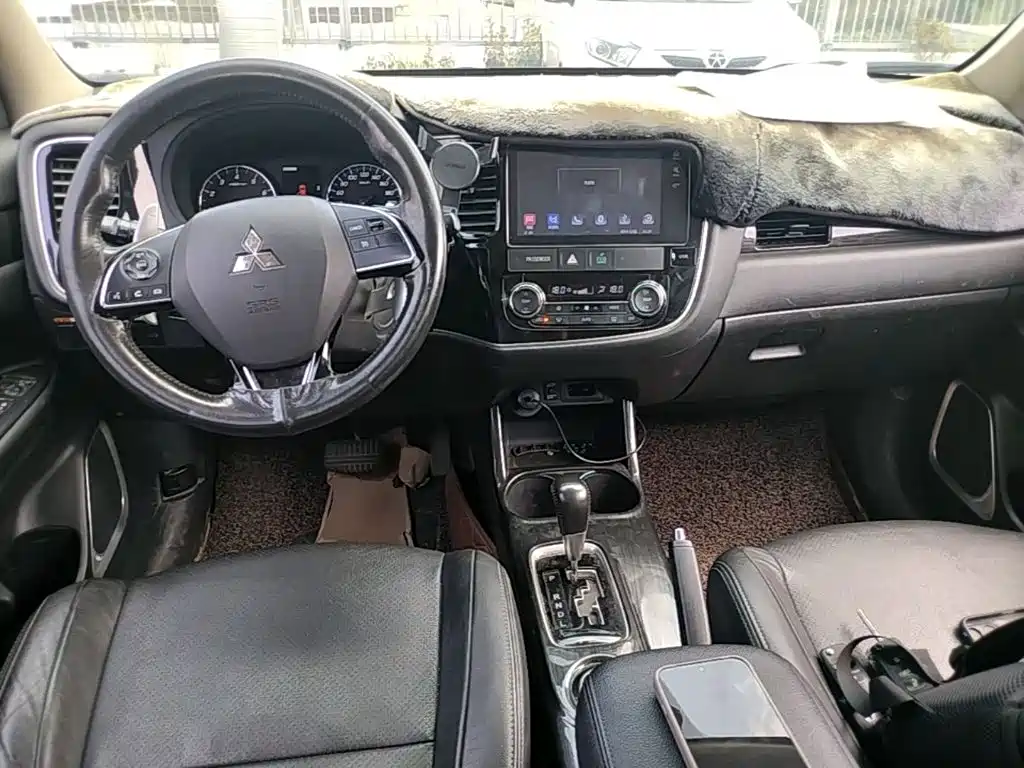 Mitsubishi Outlander 2017 2016 2.4L 4WD Elite Edition 5-seater