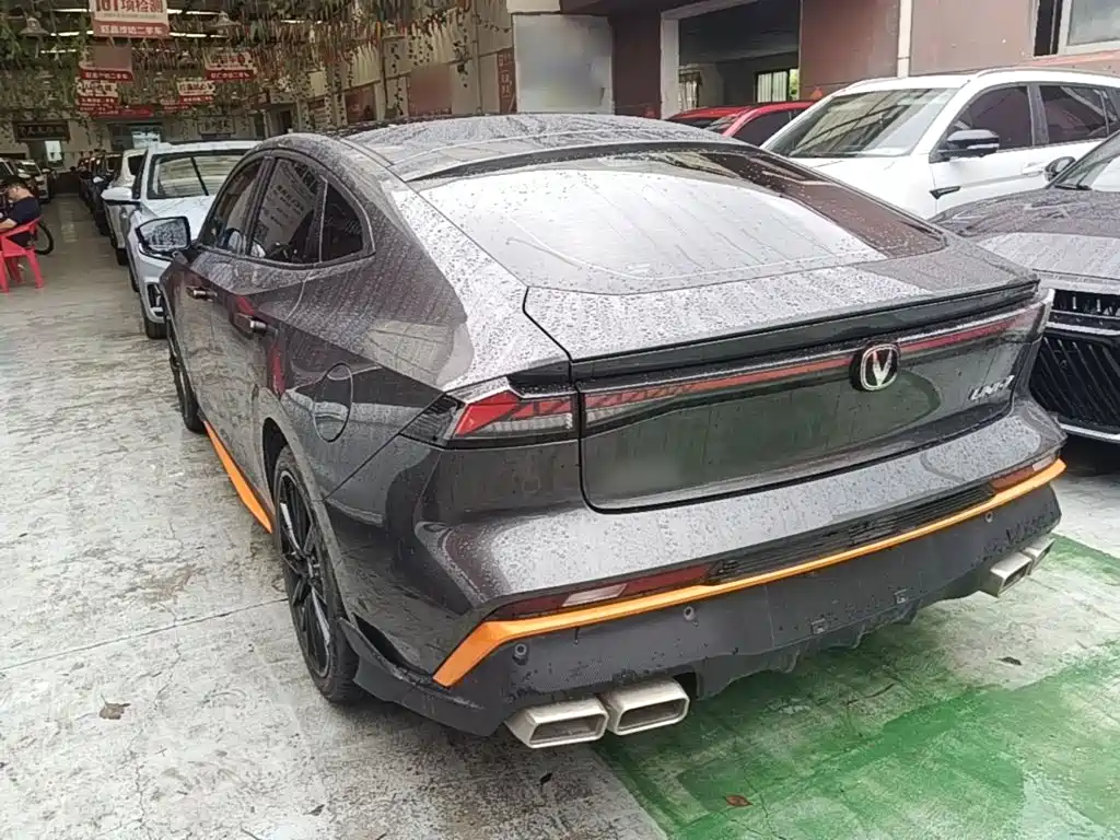 Changan UNI-V 2025 2025 1.5T 500Bar Premium Sport Model