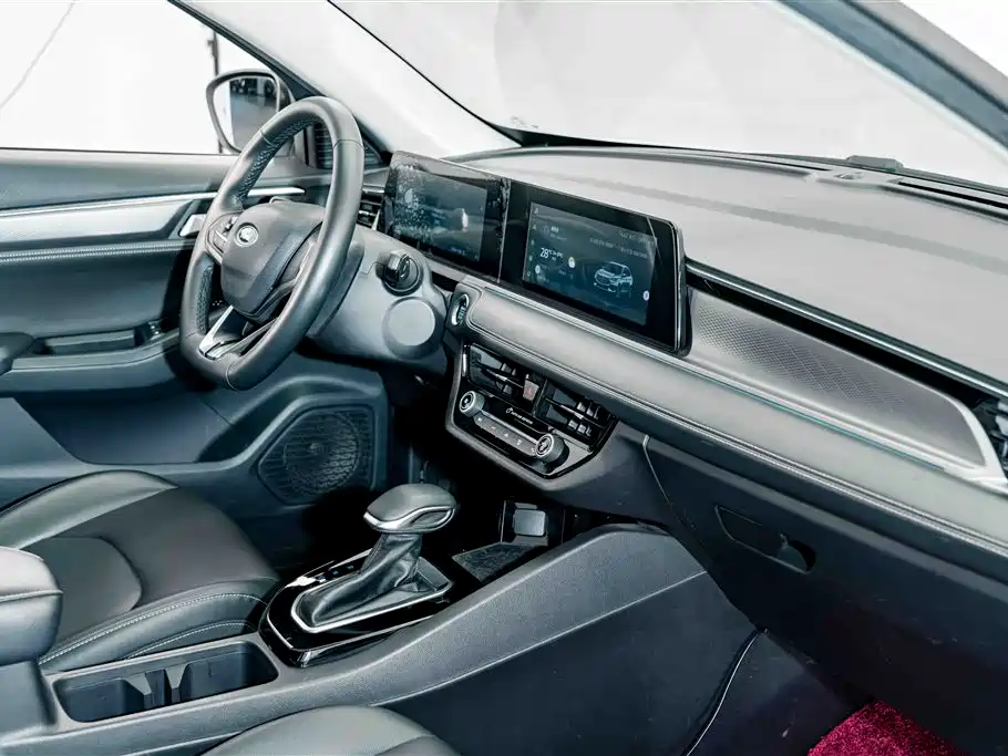Ford Escort 2022 2021 1.5L Automatic Diamond Edition