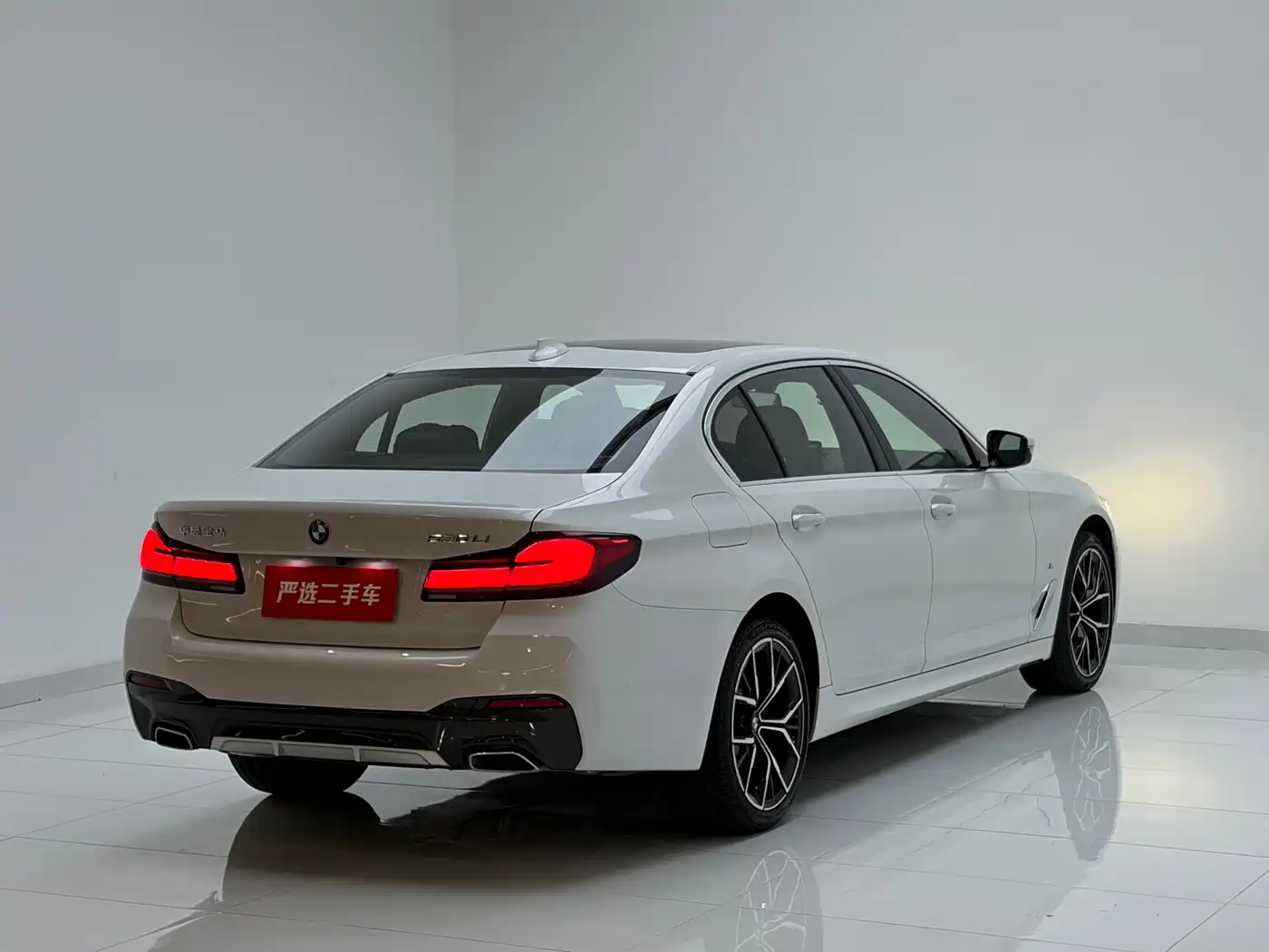 BMW 5 Series 2023 530Li Premium M Sport Package фото 7