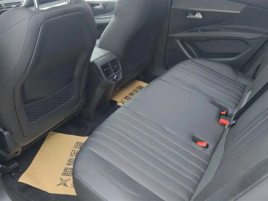 Peugeot 4008 2018 350THP Luxury фото 11