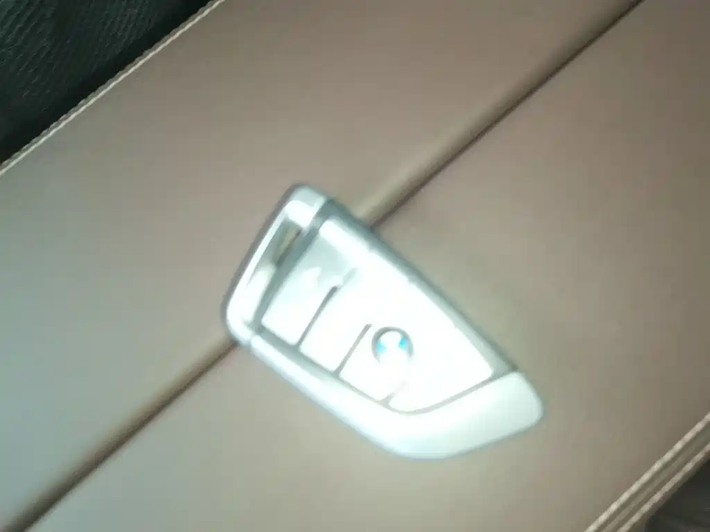 Фото 9 - BMW 5 Series