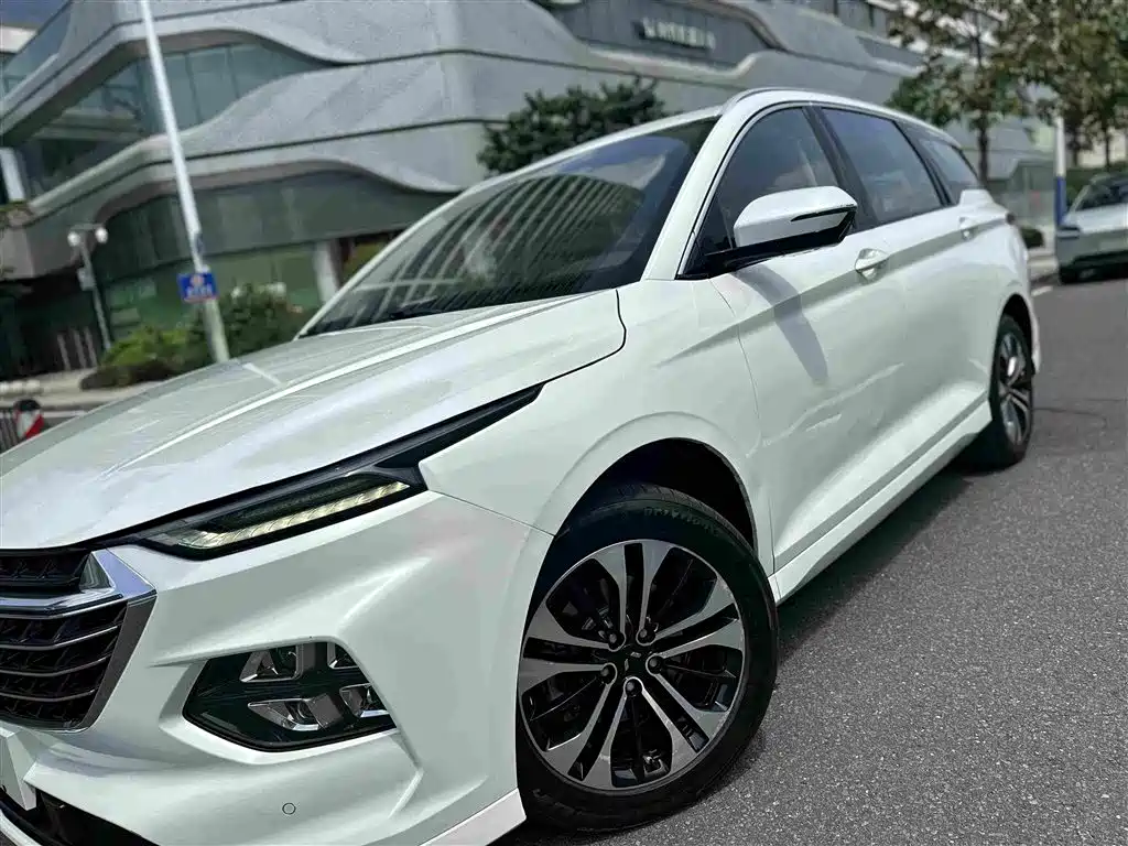 Photo 12 - Wuling Motors Wuling Victory