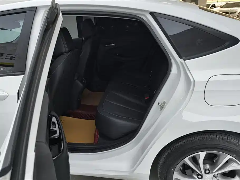 Buick Verano 2023 Pro Joy Edition фото 11