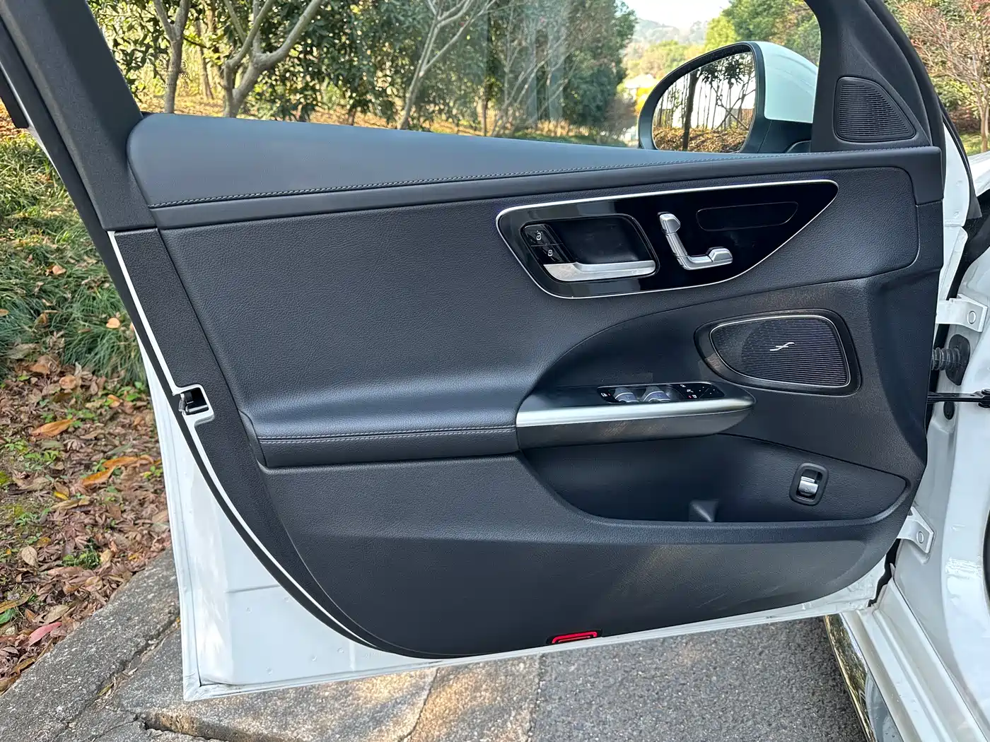 Mercedes-Benz C-Class 2024 Facelift C 200 L Sport фото 13