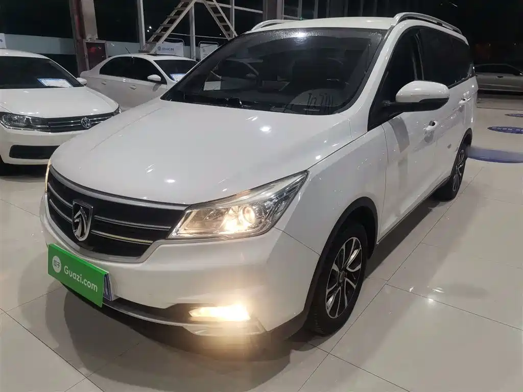 Baojun 730 2019 1.5T CVT Fashion Edition 7-Seater China VI